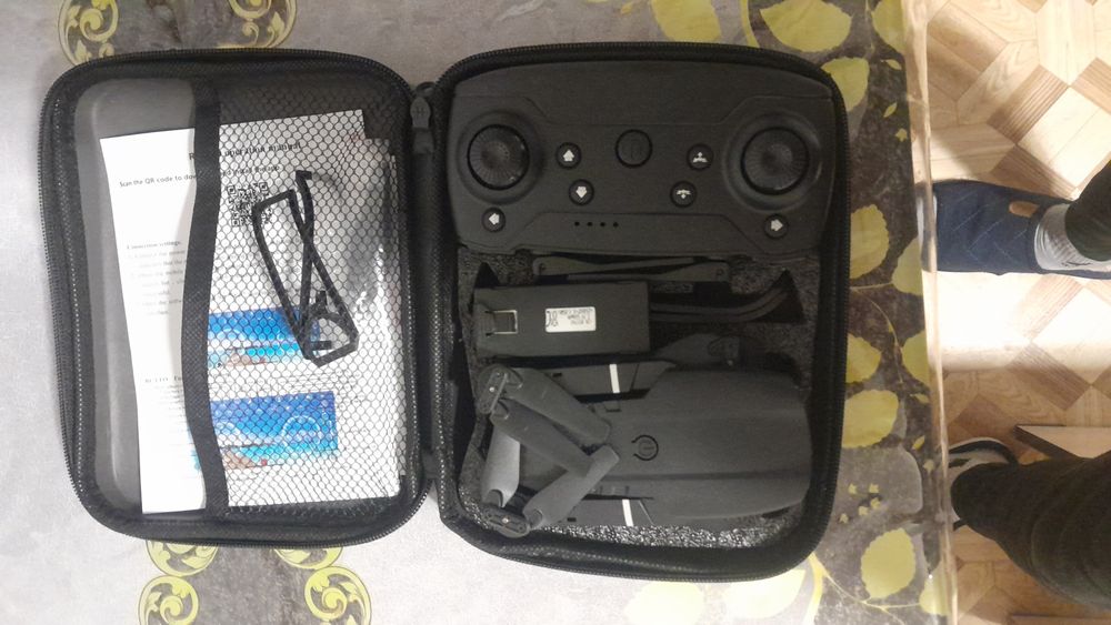 Продам дрон новый