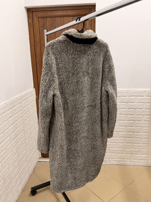 Дамско палто с шарка