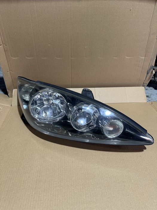 Передние фары Toyota Camry 35 30