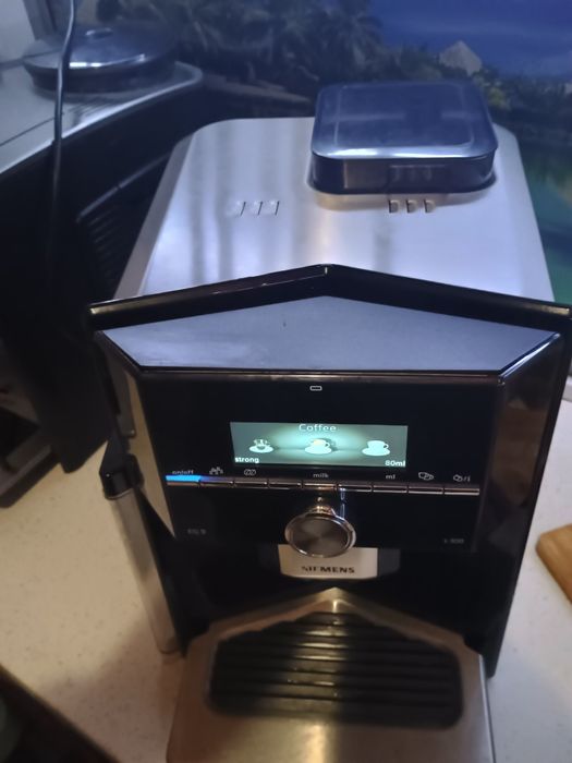 Кафемашина Siemens eq9 s300.