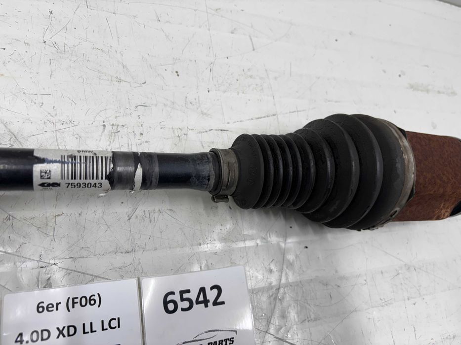 Предна лява полуоска БМВ Ф10 Ф11 Ф06 Ф12 Ф13