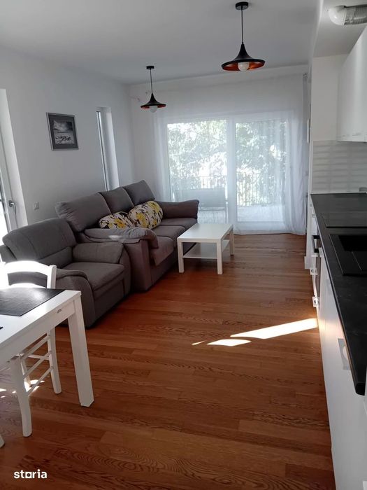 3 Camere l 2 Bai l 2 Locuri Parcare l Gradina