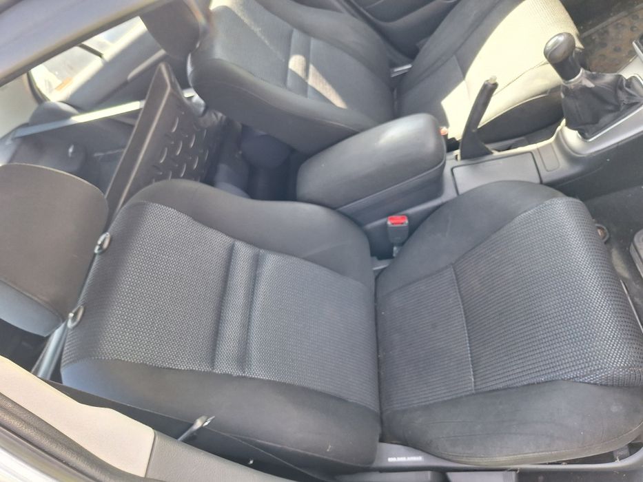 Dezmembrari Toyota Avensis 1.8 benzina an 2008