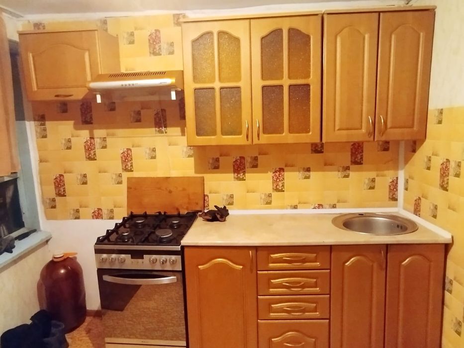 Продам 2 к кв в доме на 4 хозяина.