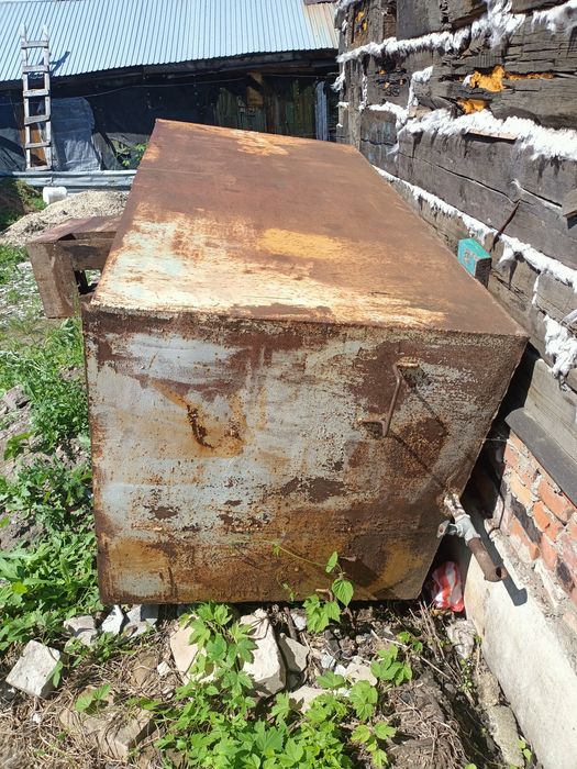 Продам котел для бани и чан для воды