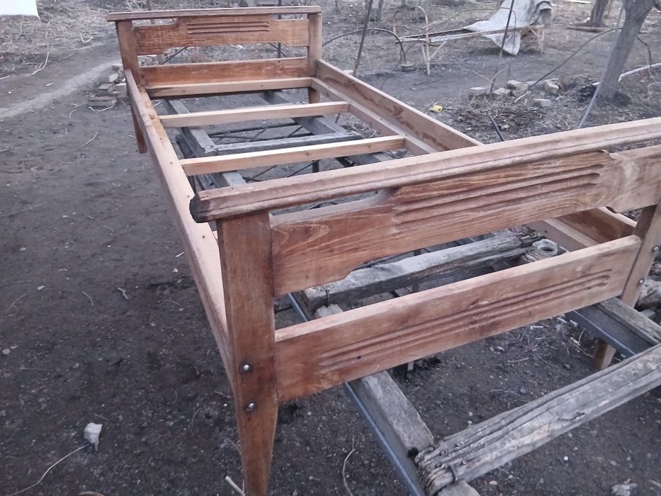 Кровать односпалка