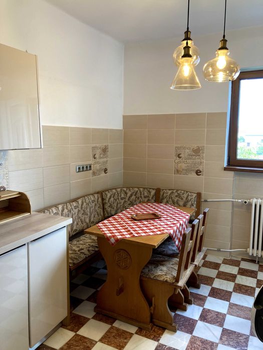 Dau in chirie apartament 3 camere pentru 2 luni ultracentral