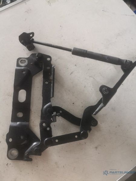 Balama Capota Dreapta Bmw 7 V (F01, F02, F03, F04) [ 2008 - 2015 ]