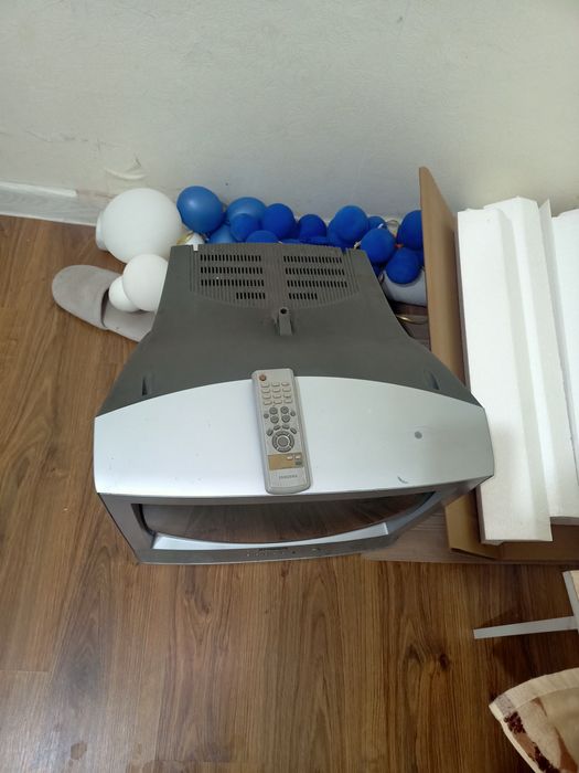 Самсунг телевизор Ильинкада!!!