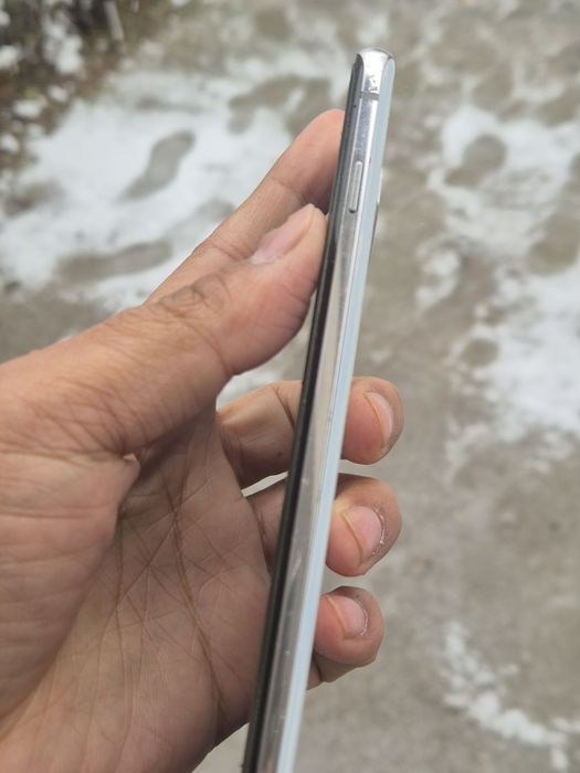 Samsung s10  8/128gb