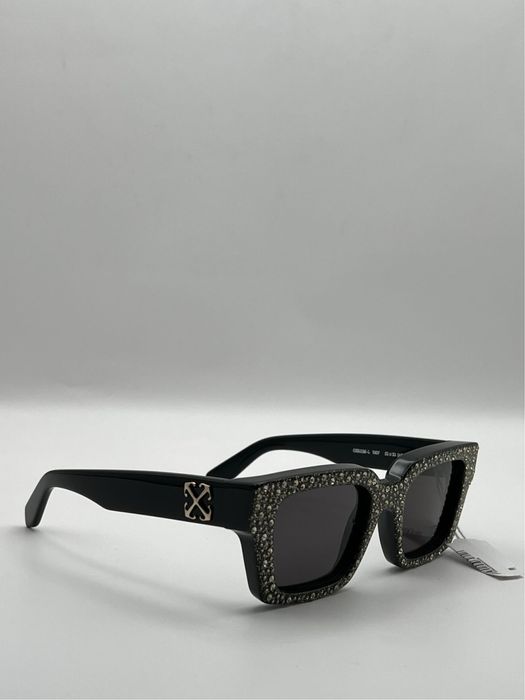 Vand ochelari off white noi