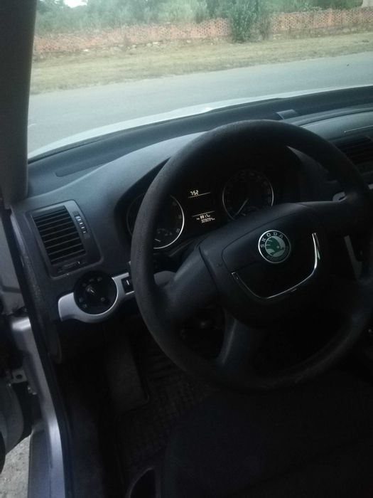 SKODA Octavia 2011 — imagine 3
