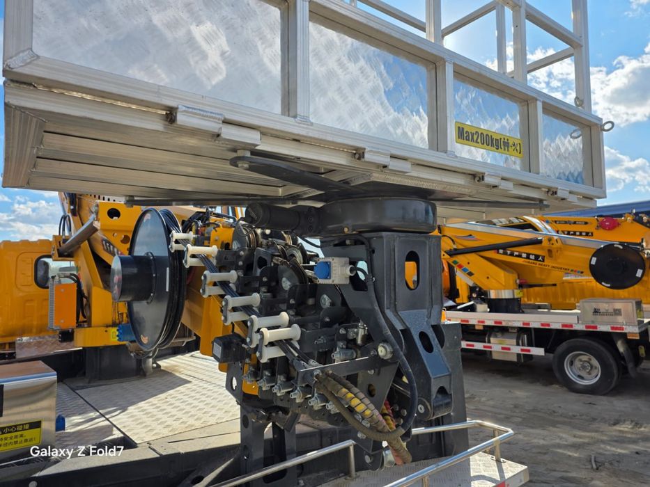 Faton avtovishka 30.5 metrilik