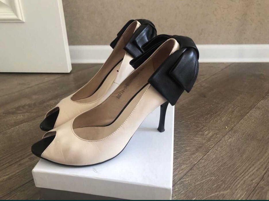 Туфли кожаные в идеальном состоянии