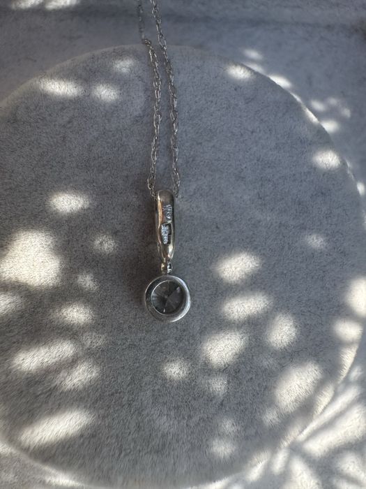 Pandantiv si lant aur- diamant 0,25 ct