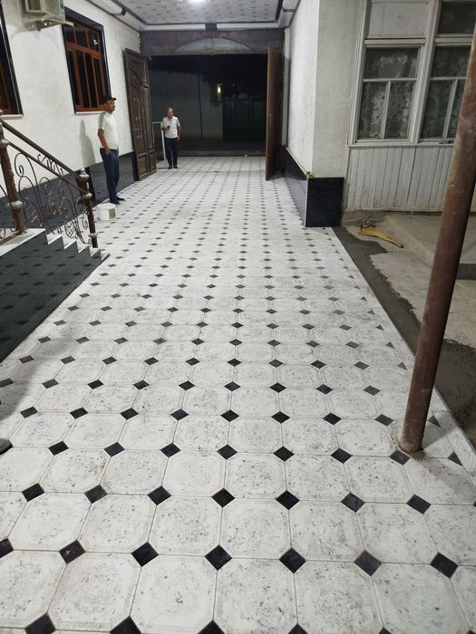 Kafel, soʻkil va burchatka ustasi. Oʻz ishini professional ustalari.