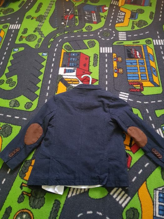 Lot 110 - sacou baieti zara + camasa h&m