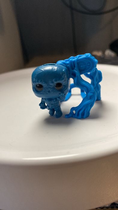 Stranger things kinder funko pop