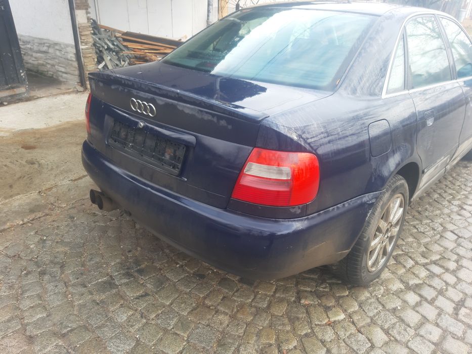 Ауди а4 b5 2.6 quattro На части