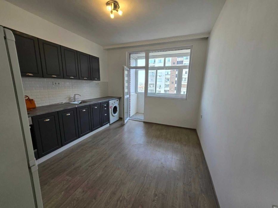 Продава се Двустаен апартамент в Стара Загора, Център - 46 кв.м за 1664 €/кв.м - Снимка #1