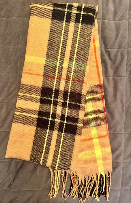 Fular elegant si calitativ