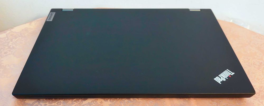 ThinkPad P15/Core i7-10850H/16GB RAM/512 SSD/Quadro T1000 4GB/15.6 IPS