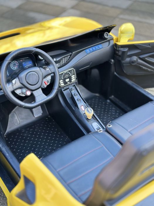 Ferrari F8 detski moshina