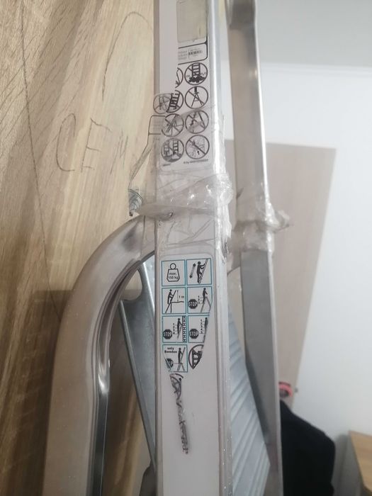 Продам Стремянку