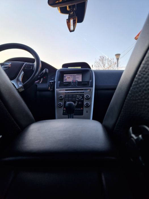 Volvo XC 60, 2011, 2.0 diesel, 163 cp