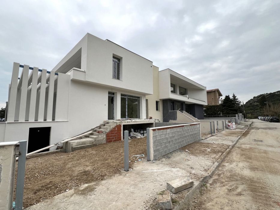 Луксозен мезонет с морска гледка за продажба в Палио, Гърция