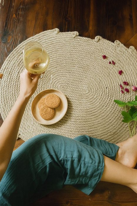 Ръчно изработен килим, юта!