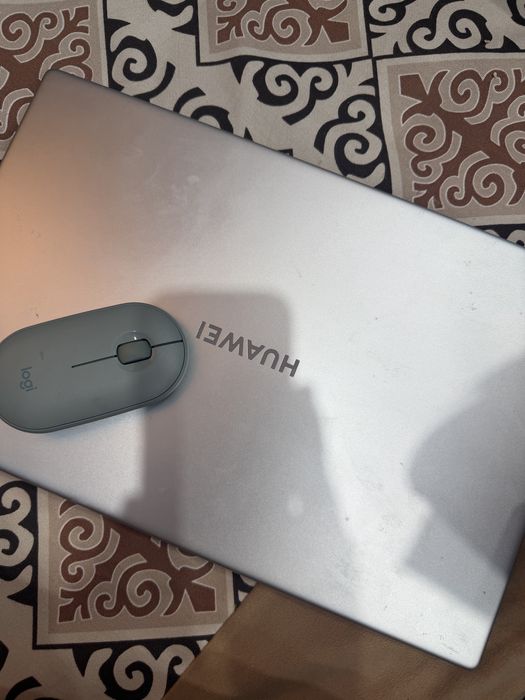 Huawei MateBook D 15 сатамын