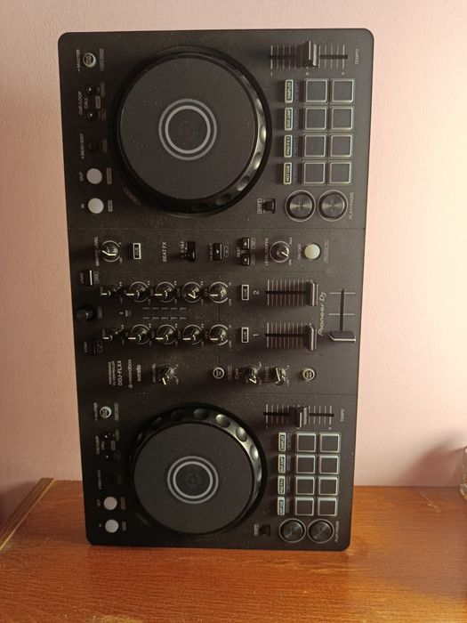 Диджейский Контроллер/Dj controller