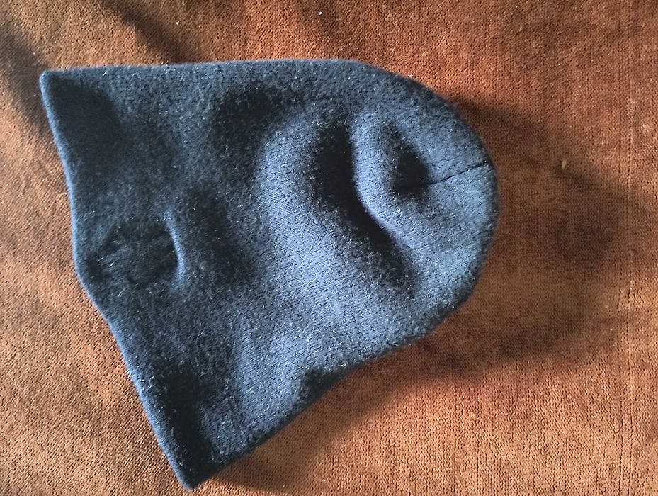 "Moncler" оригинална вълнена шапка