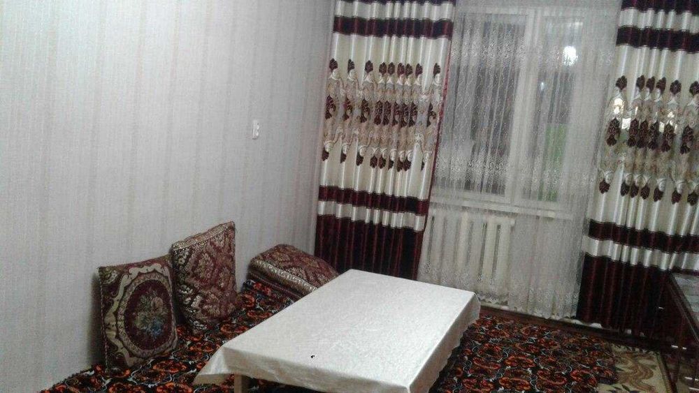 Срочно 3 хонали квартира сотилади. Навои, Кармана, 5-мактаб