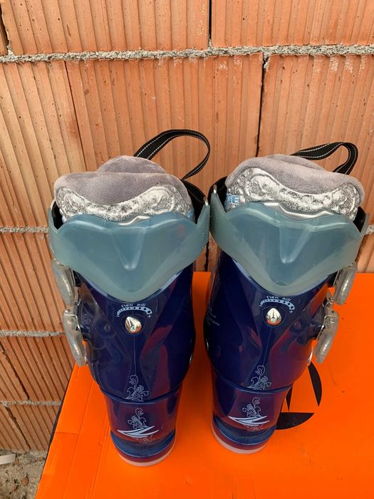 Clapari schi NOI Lange Venus 85 marime EUR:36.5 Mondo:23.5