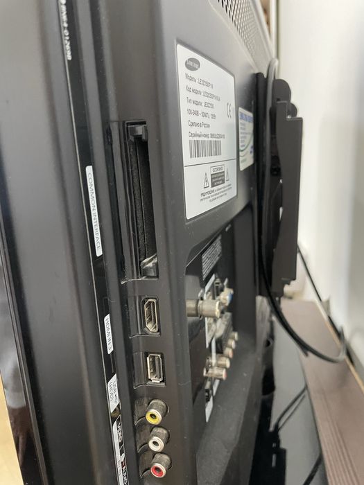 Продам телевизор SAMSUNG