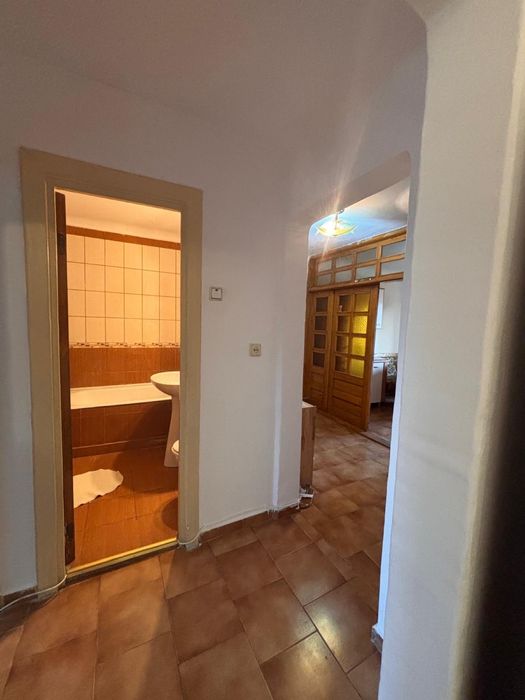 Vand/schimb, apartament Sarari, 5 camere. 113 mp suprafata totala.