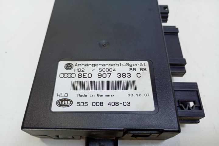 Modul carlig 8E0907383C Volkswagen VW Touran  seria