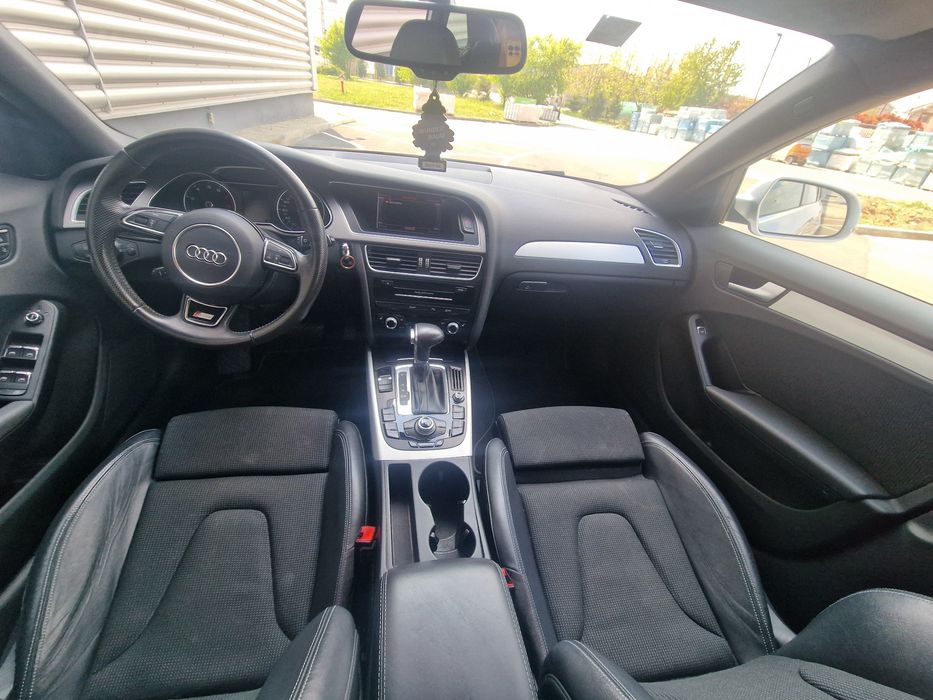 Vând audi A4 B8, FACELIFT
