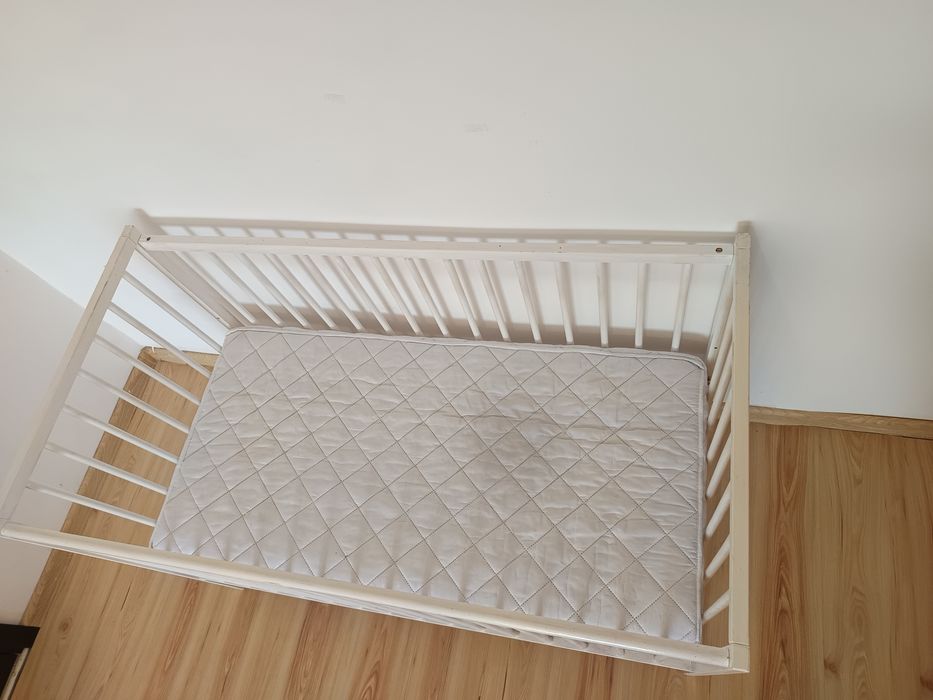 Pătuț bebe lemn alb