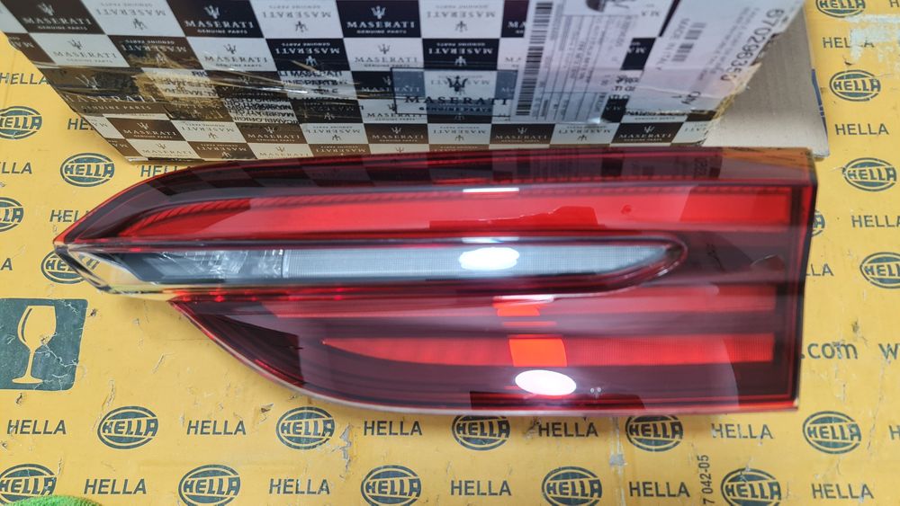 Lampa tripla stop dreapta Maserati Grecale 670296350