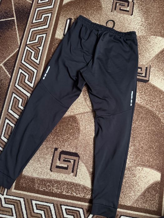 Долнище на FLAIR