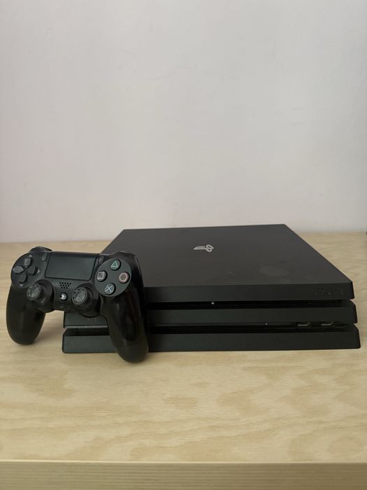 Playstation 4 PRO 1TB