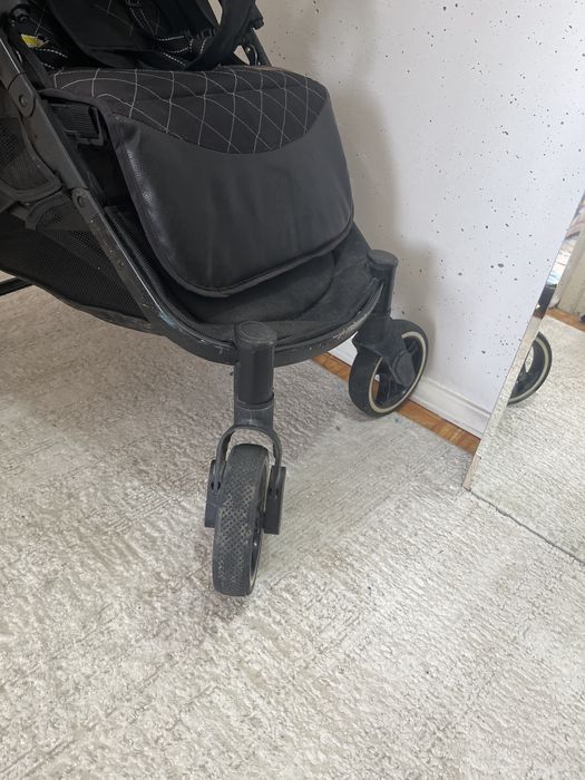 Продам детскую коляску