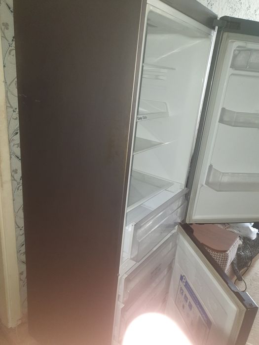 Холодильник samsung