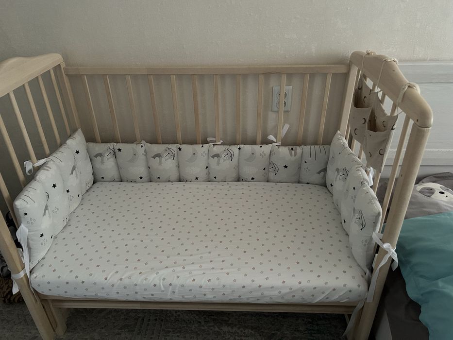 Продаем детскую кроватку и комод