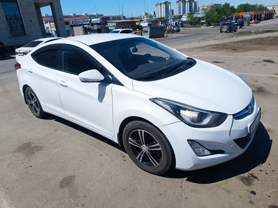 Продам хундай елантру 2015 г.в