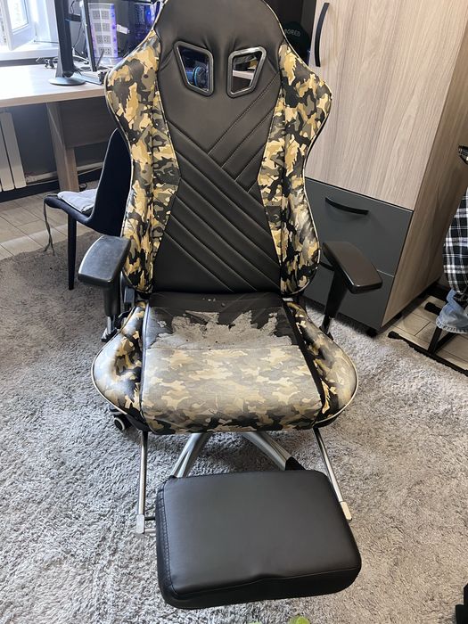 Компьютерное игровое кресло,есть торг