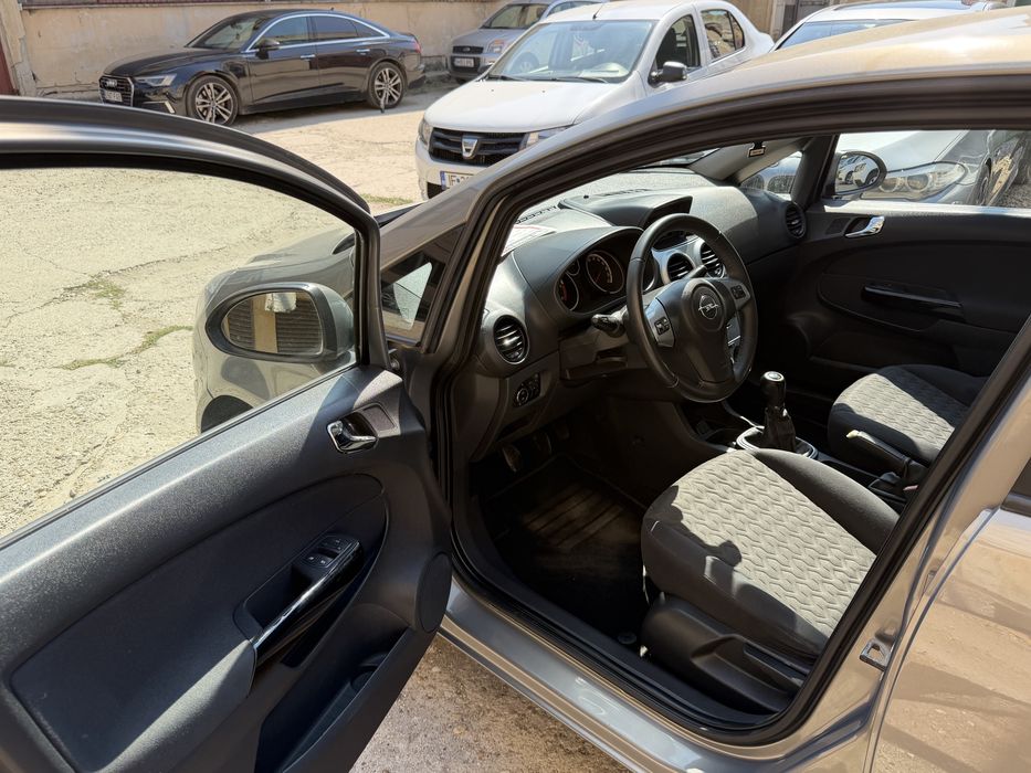 Opel Corsa D Facelift 2014 • 1.3 CDTI 75 CP • Euro 5 • 2 Chei • Garanție 12 Luni • RATE / BUY-BACK